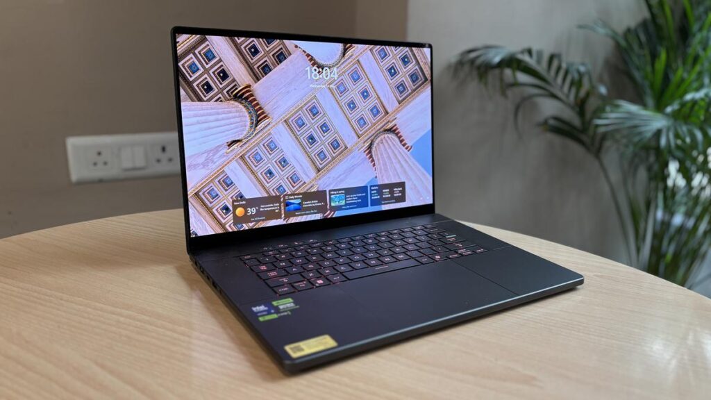Asus ROG Zephyrus G16 Review: Effortlessly caters to two demanding worlds