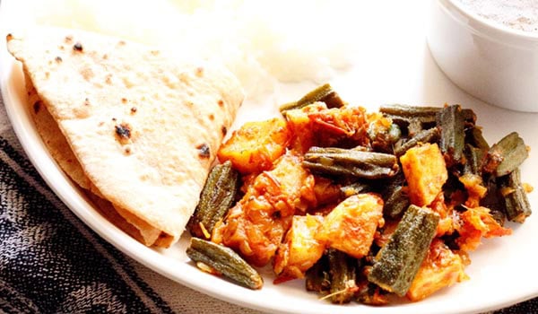 Aloo Bhindi Recipe (Punjabi Style)