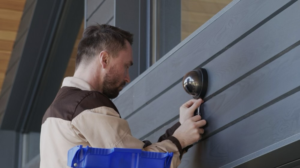The Best Ways to Advertise Home Security Services Online