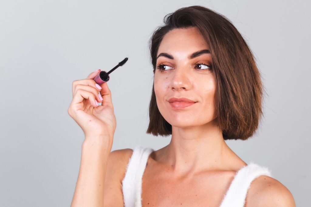 kajal benefits for eyes