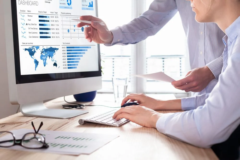 Why Every Business Needs a KPI Dashboard (And How to Set One Up) 