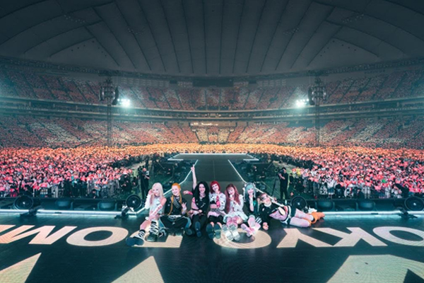XG perform for 50,000 fans at Tokyo Dome for World Tour Finale. Total attendance for the world tour reached 400,000!