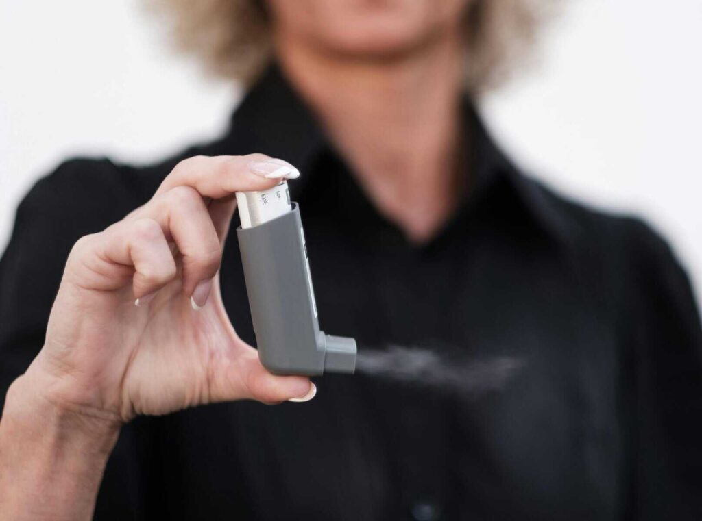 Trekking with Asthma at High Altitudes: Precautions, Tips & Safety Guide