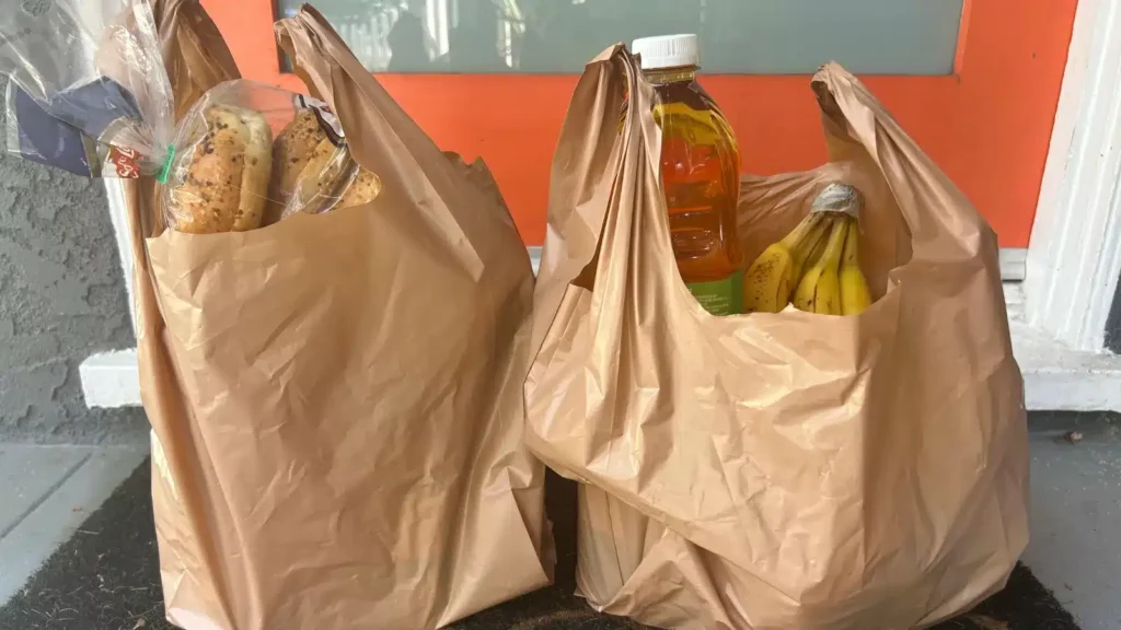 Oregon Bans More Plastic Bags and Shoppers Are Furious
