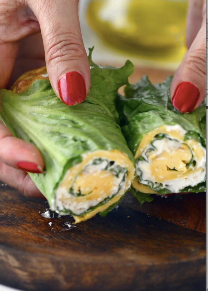 Low carb breakfast egg wrap recipe. breakfast-egg-wrap-low-carb