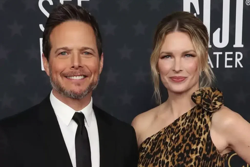 Scott and Kelley Wolf Split Shocks Fans