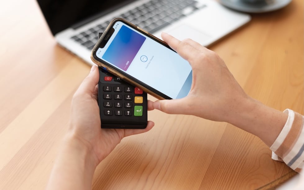 Survey Suggests Over a Quarter of UK Consumers Are Open to AI-powered Payments