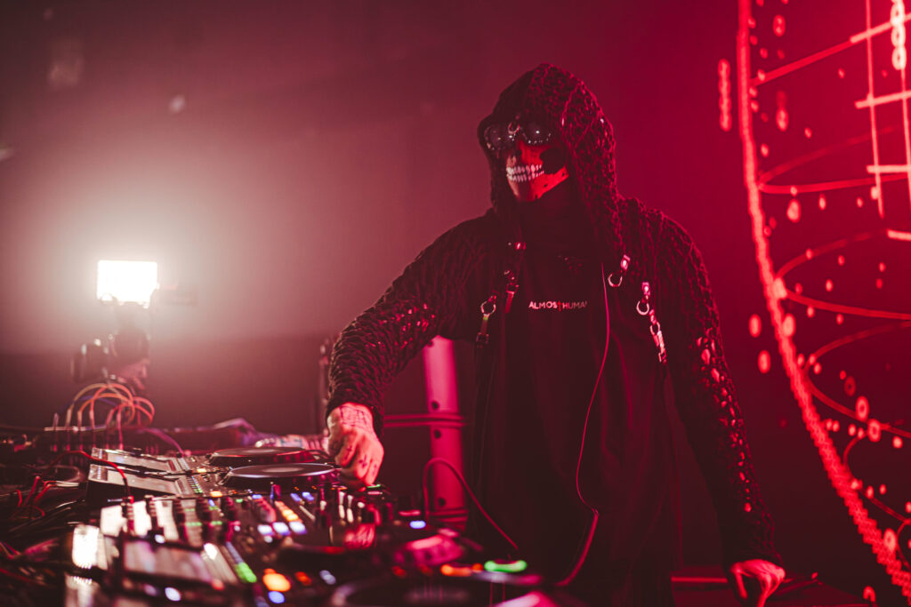 Review: Those Who Know They Know 2025