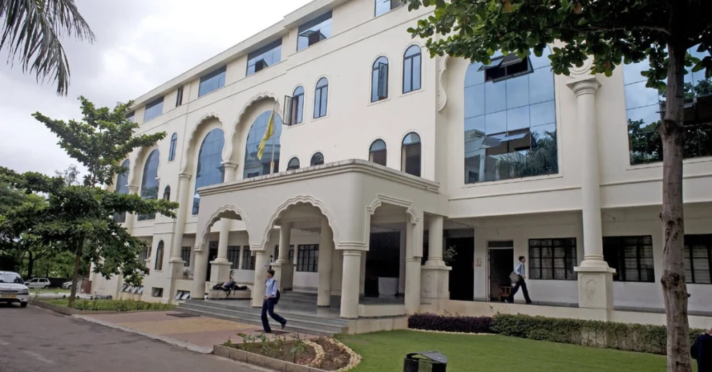 Top 10 Engineering Colleges in Pune for Admission in 2025
