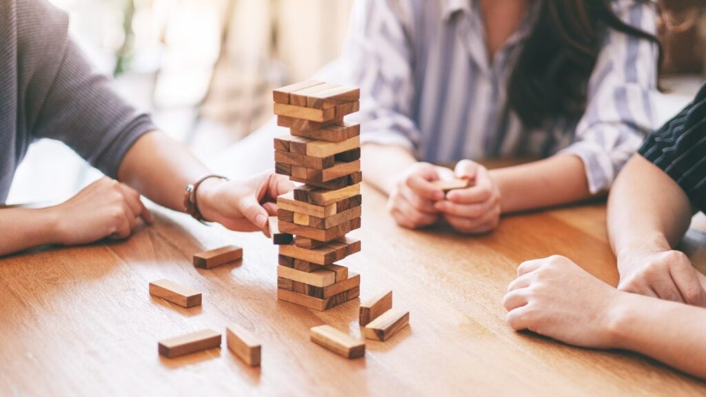 Neurologist suggests 5 brain games to improve focus and mental clarity