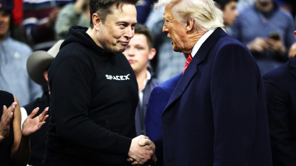 Trump Tells Musk to "Head Back Home to South Africa" in Escalating Feud
